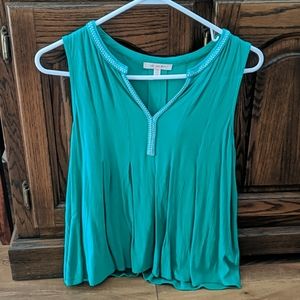 Skies are Blue sleeveless top - Stitch Fix